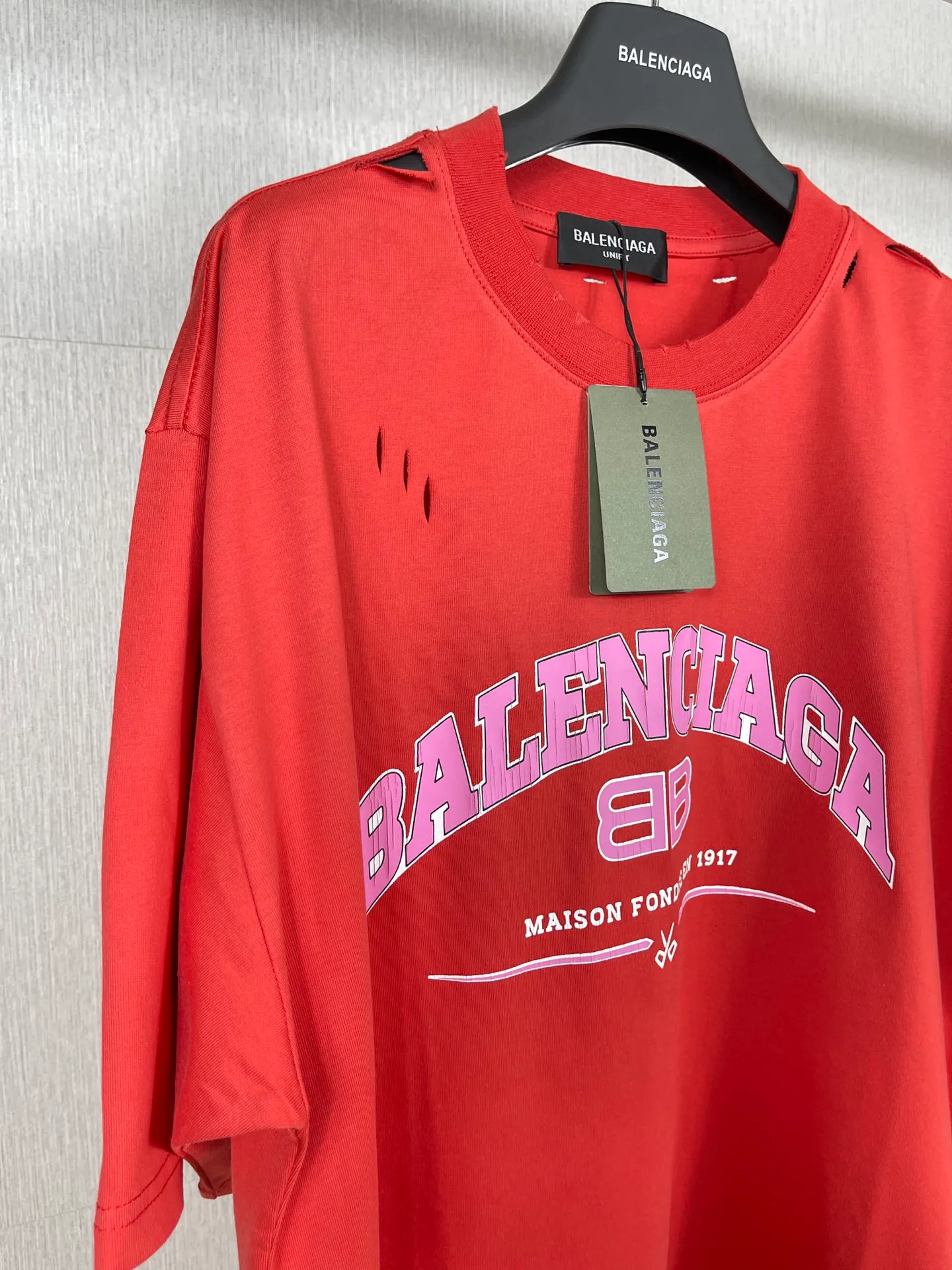【 . Quality】BALENCI*GA/ .BB LOGO T . . ZP . 260 ， . ， ， 。Classic ， . ， ， 。 . ， 。 ， ， ， OS . Same Style。 ：BL 223012 ： . Blue. White.Red Size：XS L